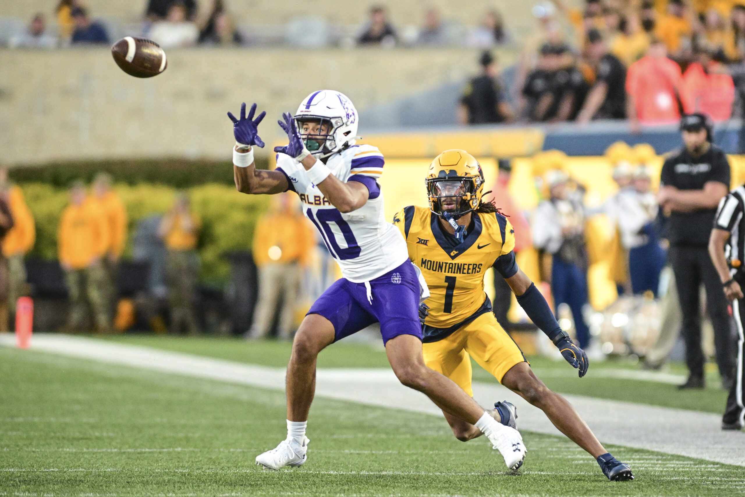 NOTEBOOK: WVU secondary struggling to stop deep passes